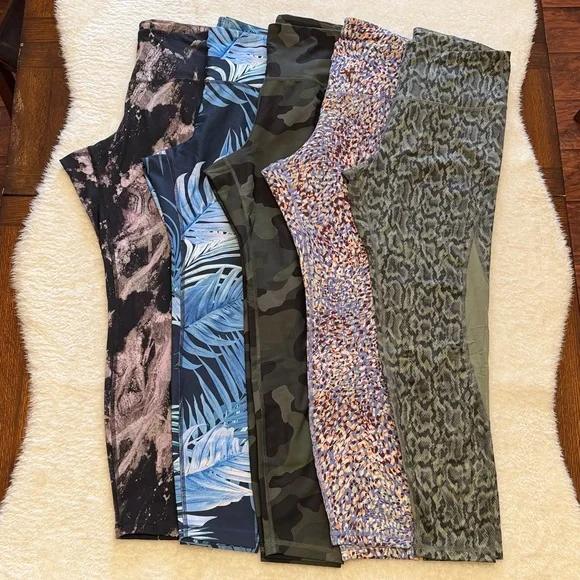 Bundle of 5 Pair Old Navy Active Elevate and Powerpress High-Rise Leggings - Picture 3 of 7